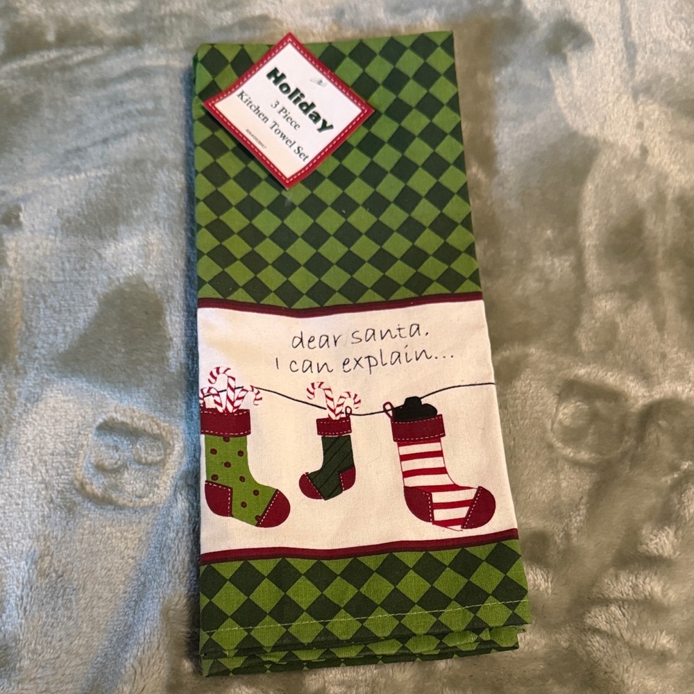 Holiday Kitchen Towel Set - Green and White